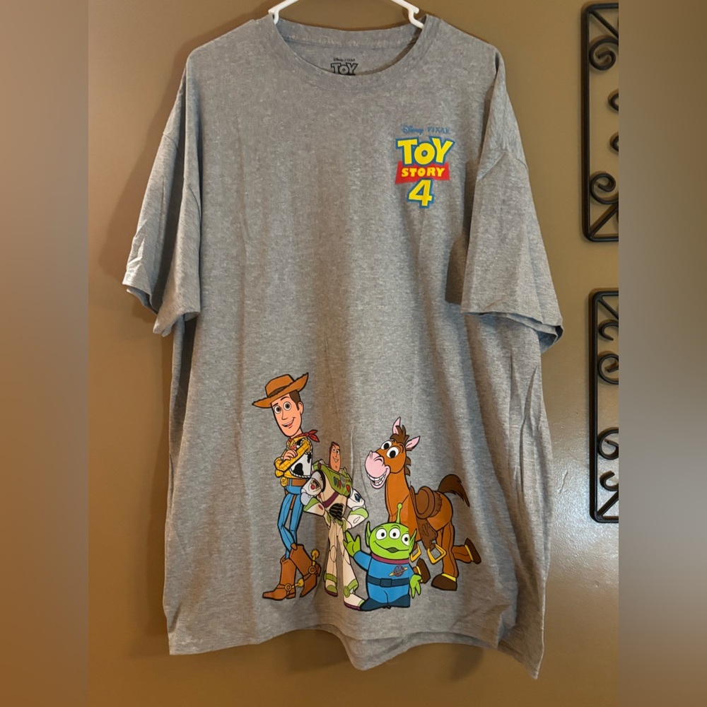 Disney Pixar Toy Story 4 Crew Woody Buzz Bo Peep Movie Tee Graphic T-Shirt XXL